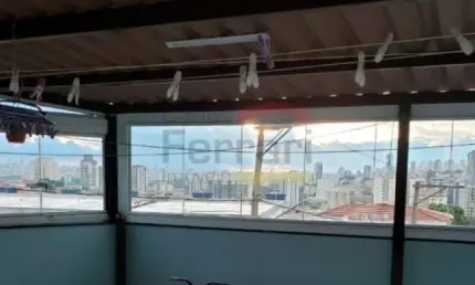 Sobrado  localizado a 15 min a pé do metrô Parada Inglesa