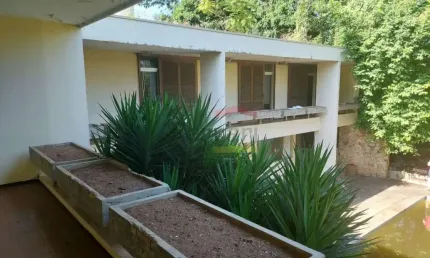SOBRADO NO TREMEMBÉ - 1.000 M² DE A/C - 1.950 M² DE TERRENO - 5 SUÍTES