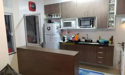 Casa em condomínio fechado Parada Inglesa 800m da estação do metrô