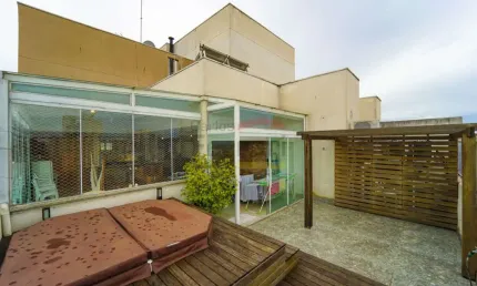 Cobertura de alto padrao santa terezinha, 3 suítes e 3 vagas / varanda gourmet e piscina privativa
