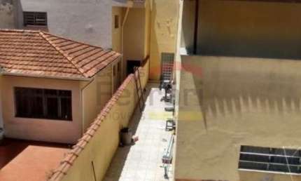SOBRADO COM 4 DORMITÓRIOS, SENDO 1 SUÍTE, 4 VAGAS, COM EDÍCULA