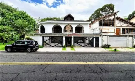 SOBRADO ALTO PADRÃO - CITY AMÉRICA - 4 DORM. 2 SUÍTES. 3 SALAS. 8 VAGAS - 500 M2