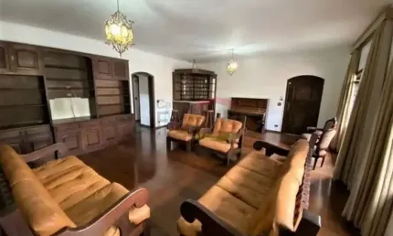 Sobrado á venda no Jardim França - 3 quartos/suítes e 5 vagas de garagem