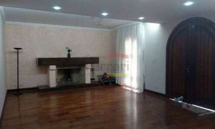 Casa térrea á venda na Vila Albertina - 6 vagas e 3 quartos