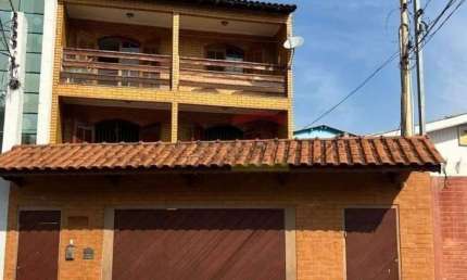 PEQUENO PREDIO COM 2 APARTAMENTOS  COM 90 M2, 6 VAGAS DE GARAGEM - SACADA