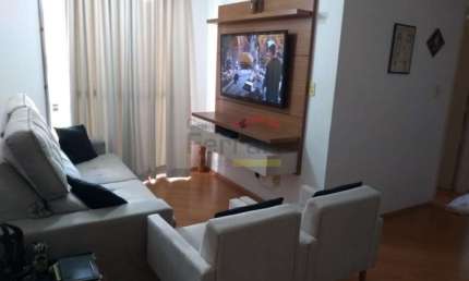 Apartamento na Vila Guilherme - 02 dormitórios e 01 Vaga de Garagem.