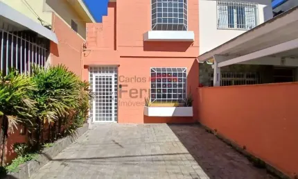 Sobrado comercial, Santa Terezinha, 4 salas, 3 banheiros, 1 vaga. Ótima localização Av. Engenheiro.