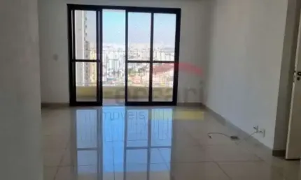 Apartamento á venda na Água Fria - 2 dormitórios e 1 vaga, 105m