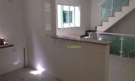 Sobrado condominio 2 dormitorios 1 suite 2 vagas horto florestal