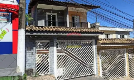 Sofisticação, conforto e localização privilegiada - Sobrado à venda próximo ao Horto Florestal!
