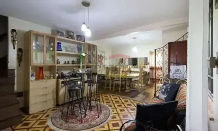 Casa com 3 quartos à venda na Rua Antônio Magalhães, 383, Vila Paiva, São Paulo