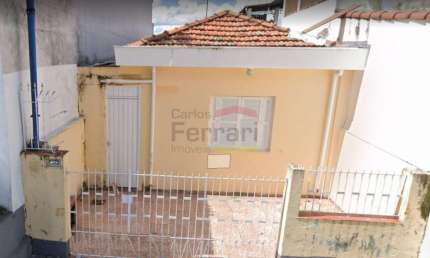 CASA TÉRREA COM 4 DORMITÓRIOS, SENDO 1 SUÍTE, 1 VAGA DE GARAGEM.