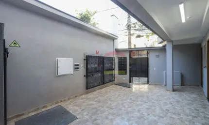 APARTAMENTO NA PARADA INGLESA CONTENDO 2 DORMITÓRIOS, VARANDA