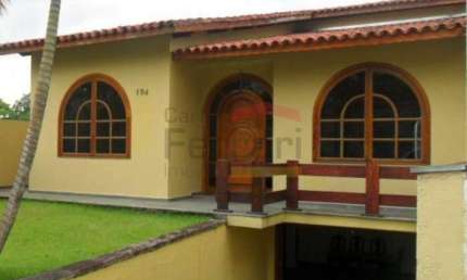 CASA Á VENDA NO TREMEMBE - ESTUDA PERMUTA - 4 QUARTOS E 8 VAGAS