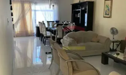 Sobrado à venda no Tremembé, 3 dormitórios, 1 suíte, 5 vagas, piscina, jardim. Estuda permuta !