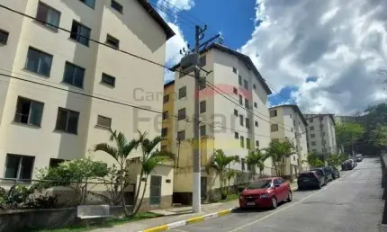 Apartamento  02 dormitórios, 01 vaga-  AV Coronel Sezefredo Fagundes, 5169