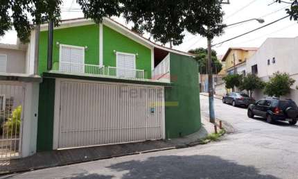 Sobrado á venda no Imirim - 3 quartos sendo 1 suíte 3 vagas de garagem