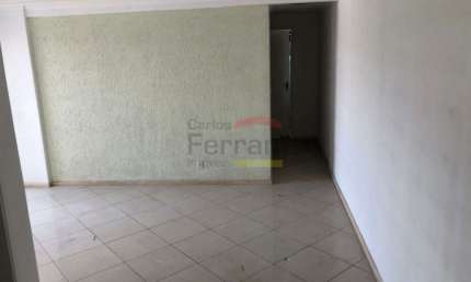 Apartamento à venda, 54m² com 2 dormitórios, 1 vaga. No bairro Jardim do Colégio.