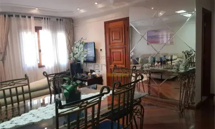 CASA EM CONDOMÍNIO FECHADO PÉ NA SERRA. 3 VAGAS, CHURRASQUEIRA PRIVATIVA, LAVABO, LAZER COMPLETO
