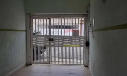 Sobrado região Paulicéia aceita permuta apartamento de menor valor
