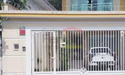 Sobrado com 03 dormitórios à venda com 152 m² por R$ 780.000,00