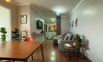 Apartamento à venda com 2 quartos, varanda e 1 vaga no Imirim