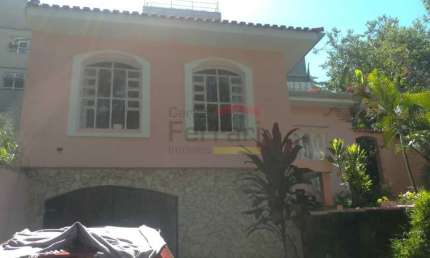 CASA TOTALMENTE TERREA, NO LAUZANE PAULISTA 3 DORMITÓRIOS, SENDO 1 SUÍTE, 5 VAGAS, QUINTAL