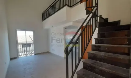 2º pavimento 1 dormitório, sala cozinha, quintal, 1 vaga de garagem