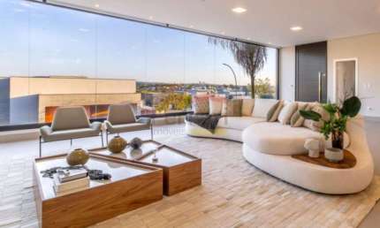 Casa  430m²   em Condominio Alphaville  -Nova esplanada  - 03 Quartos/ 03 suites