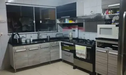 Casa com 3 quartos à venda na Rua Equari, 80, Vila Mazzei, São Paulo