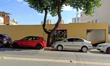 Terreno para estacionamento e/ou lava rápido para alugar na Av. Zumkeller!