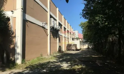 Barracão / Galpão / Depósito com 4 salas para alugar na Rua Samaritá, 313, Jardim das Laranjeiras, São Paulo