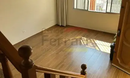 SOBRADO COM 3 DORMITÓRIOS, SENDO 1 SUÍTE, 4 VAGAS DE GARAGEM
