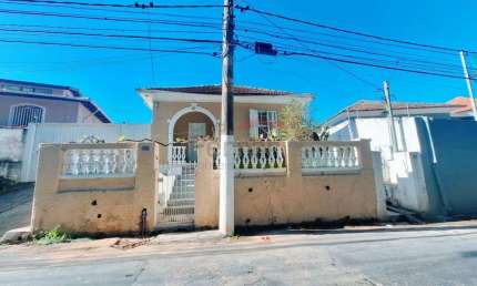 Terreno/área 30 x 40m sendo 1028 m² com 2 frentes no Horto Florestal