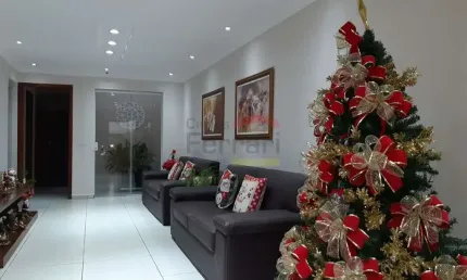 CASA TÉRREA NO LIMÃO, COM 3 DORMITÓRIOS, SENDO 2 SUÍTES, 2 VAGAS DE GARAGEM, QUINTAL COM + 3 CASAS