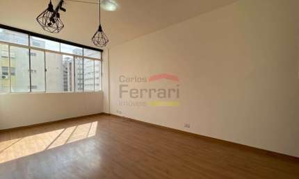 Apartamento 90m² no Jardim Paulista com 2 dormitórios e 1 vaga de garagem.