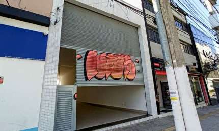 Salão comercial com 190m² para alugar, em frente ao Shopping Trimais!