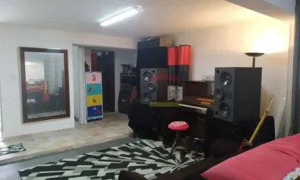 CASA NO JARDSÃO PAULO COM 4 DORMITÓRIOS, 4 WCS, 2DEPÓSITOS, 2 BAGAS DE GARAGEM - POSSUI 4 NÍVEIS