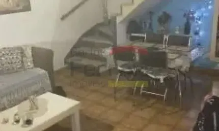 Sobrado 4 dormitórios, 1 suíte, 3 vagas no Jardim Peri