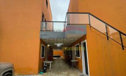 Flat em Maresias contendo 2 dormitórios, 1 suíte e 1 vaga