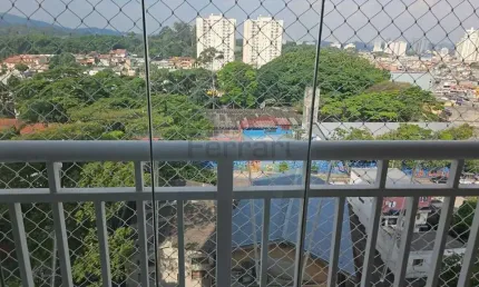 Apartamento  com 2 dormitórios, 1 vaga na Vila Amália