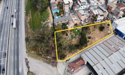 Terreno  1.457.00 Mts² - Rodovia Fernão Dias, Km 82