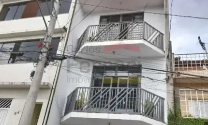 Casa á venda Jardim estrela D'alva - São duas casas no mesmo terreno com vagas de garagem.
