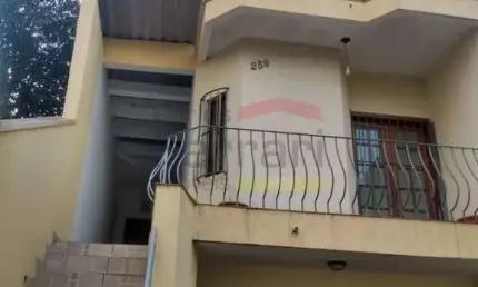 Sobrado com 3 suites no Tremembé - Próximo ao Horto Florestal