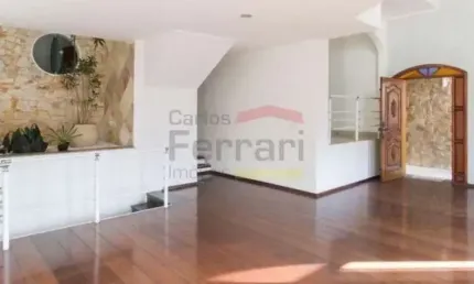 Sobrado  Alto Padrão  com 03 Dormitórios , no Jardim França - 03 suítes e 05 vagas