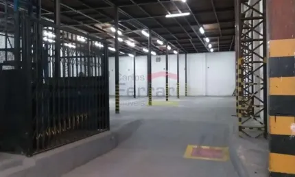 Galpão para locação, 1200m² c/ elevador de carga - próximo da Rov. Dutra - Guarulhos/SP
