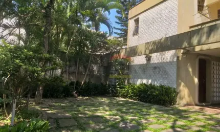 CASA TÉRREA - JARDIM SÃO BENTO - 4 DORM. 2 SUÍTES. 7 VAGAS - 297 M2