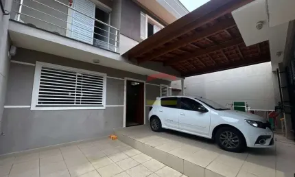 Sobrado NOVO Santa Terezinha com 3 suítes,  2 vagas