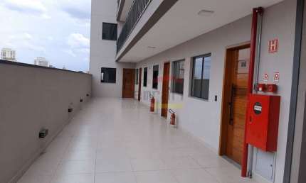 Apartamento novo, vago, à 200 metros do metrô, contendo 1 dormitório.
