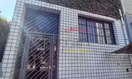 Casa Comercial para Locação - 142m² - A 300m do Metrô Santana!